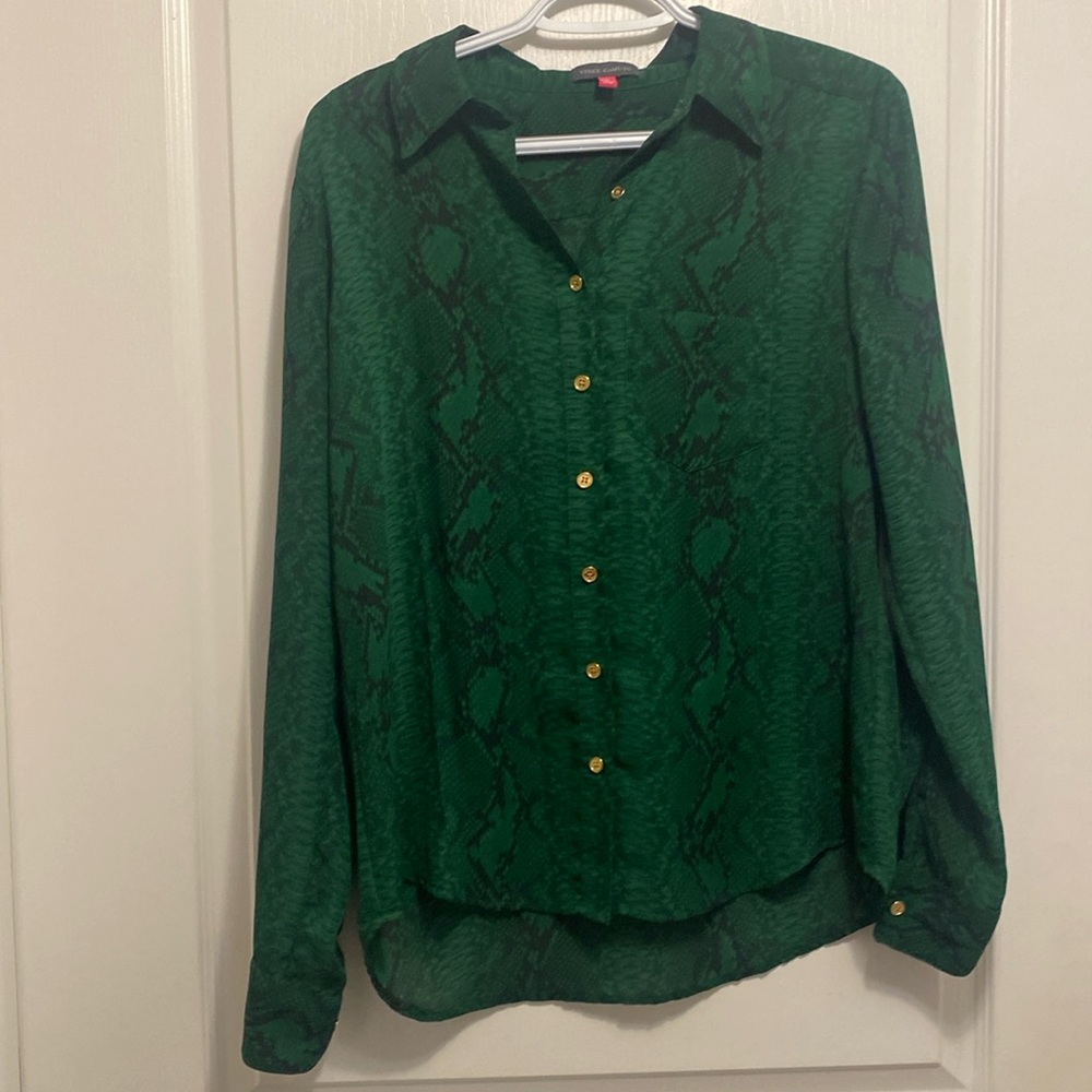 Vince Camuto Green Snakeskin Print Blouse Size Small